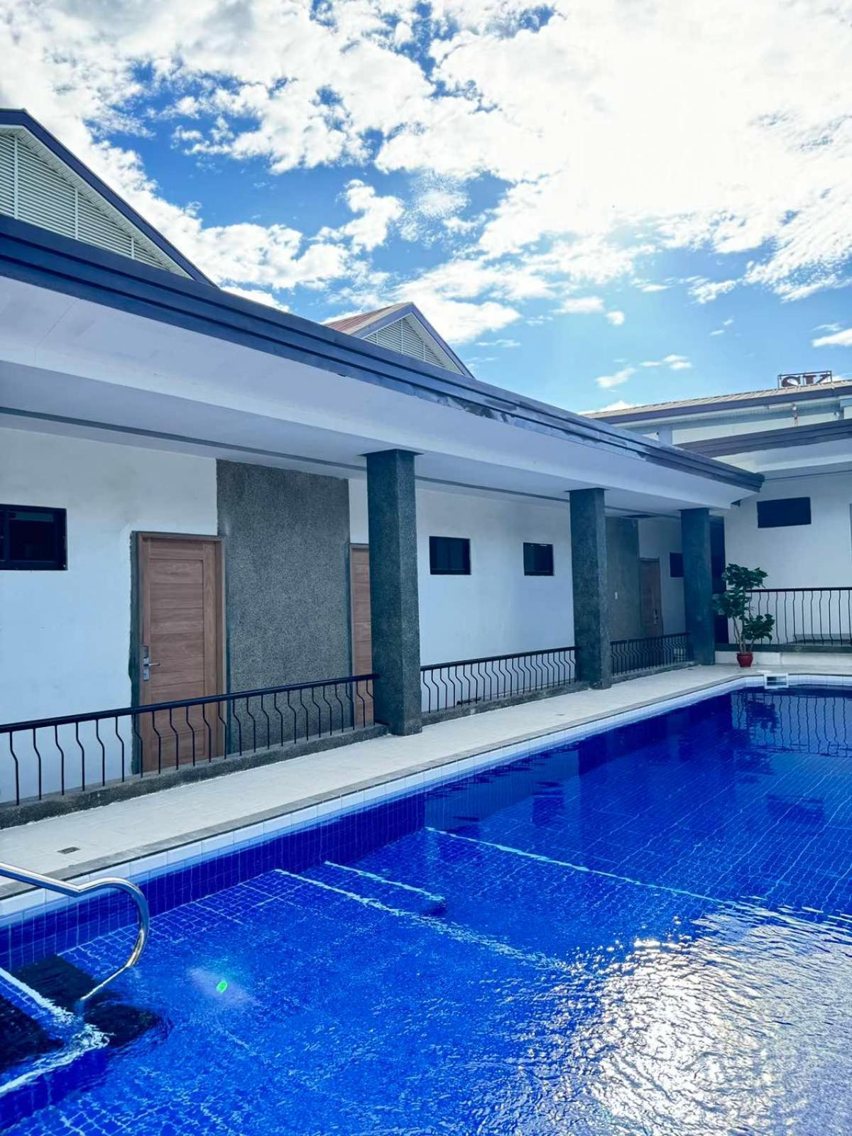 Bavarian Guest House อังเฮเลส ภายนอก รูปภาพ