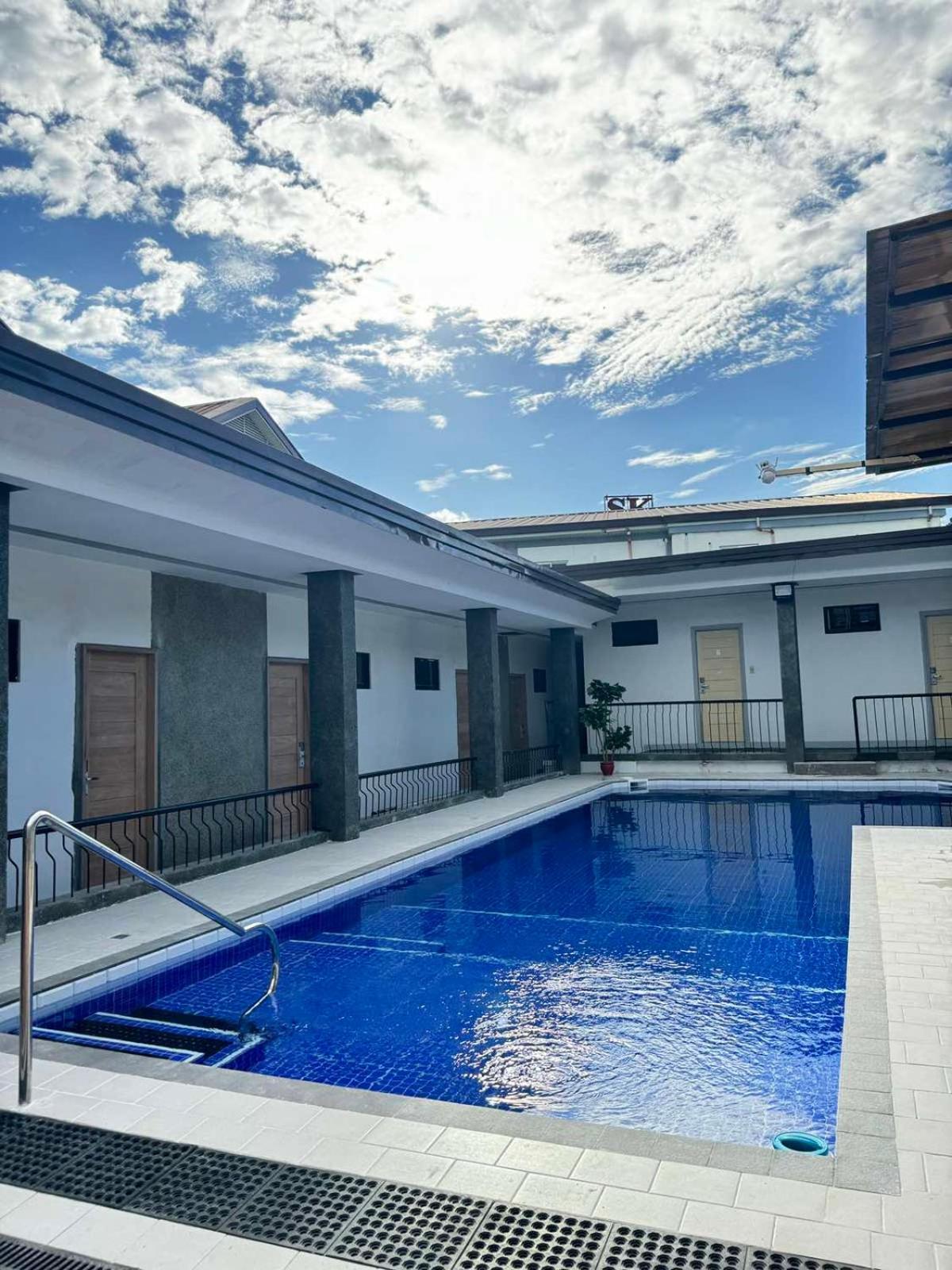 Bavarian Guest House อังเฮเลส ภายนอก รูปภาพ